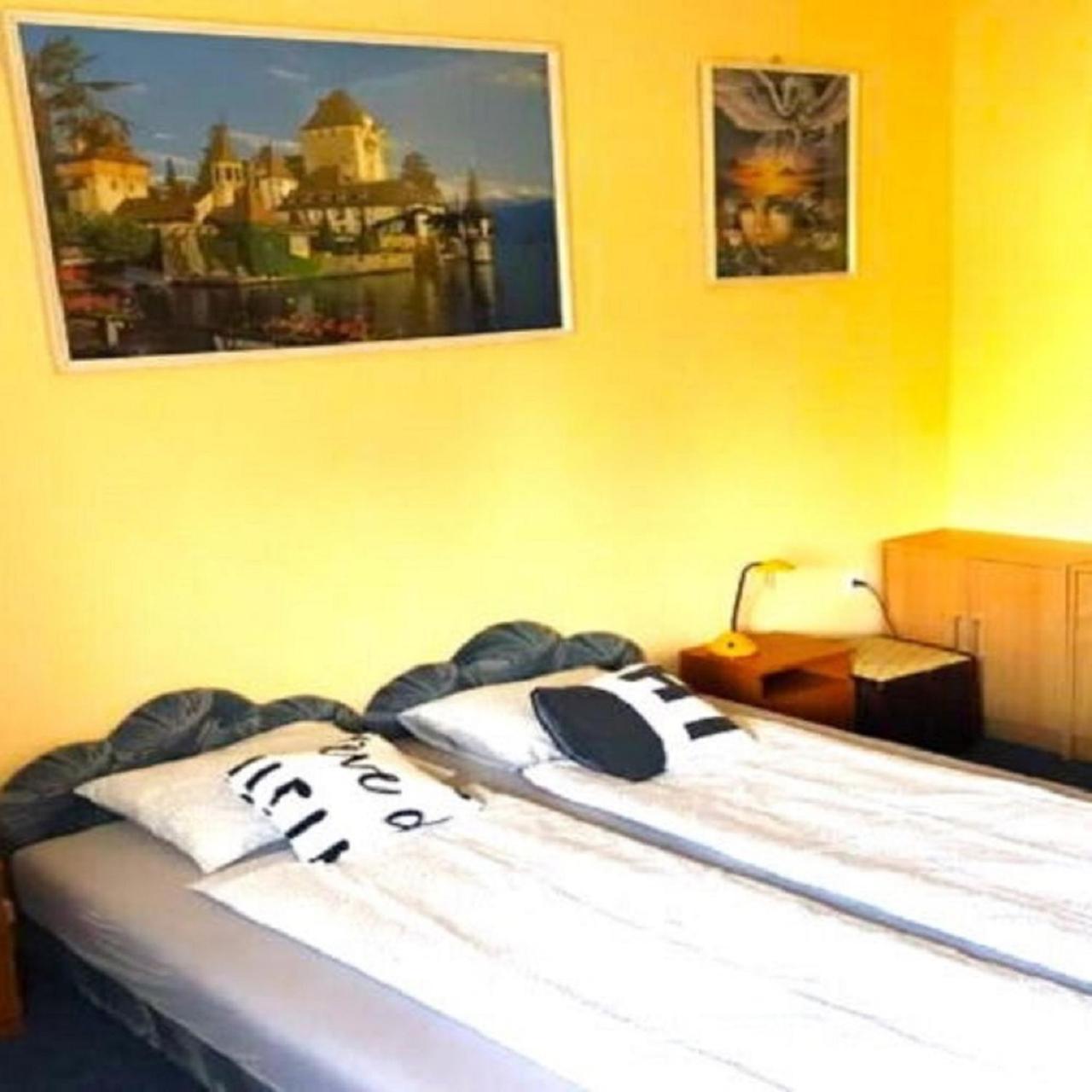 Sziszi Nyaralohaz Apartment Balatonszarszo Luaran gambar